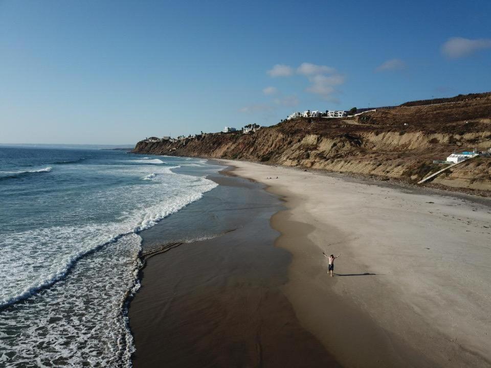 Dolphin Beach Get Away Росарито Экстерьер фото